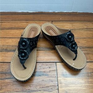 Ecetana Comfortable Sandals Black Floral Details Size 40 (US 7)